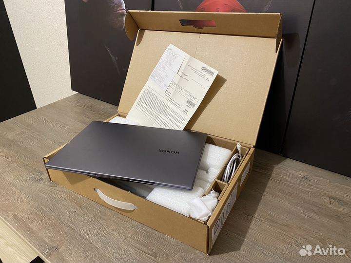 Новый Honor/Бизнес Серия/2023/Для Всего