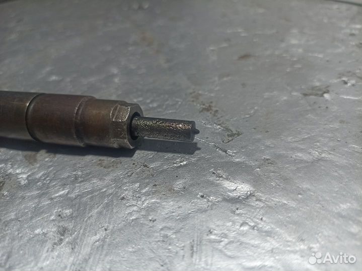 Форсунка топливная Genesis G80 2 2020 338002R100