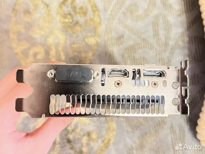 Geforce gtx 1050 ti Asus 4 gb