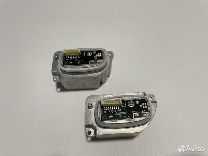 Блок управления поворотником передней фары BMW G30