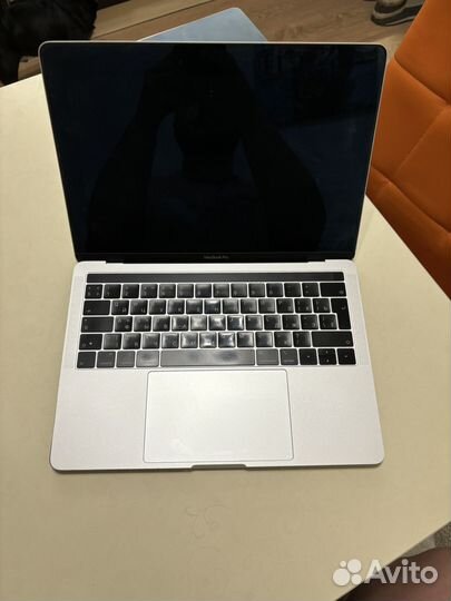 Macbook pro 13 2019 touch bar intel core i5