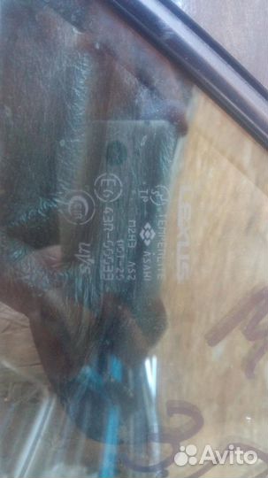 Стекло двери задней правой форточка Lexus IS 200