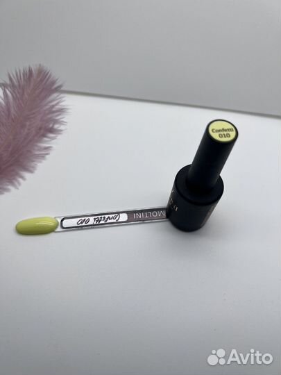 Гель лак для ногтей