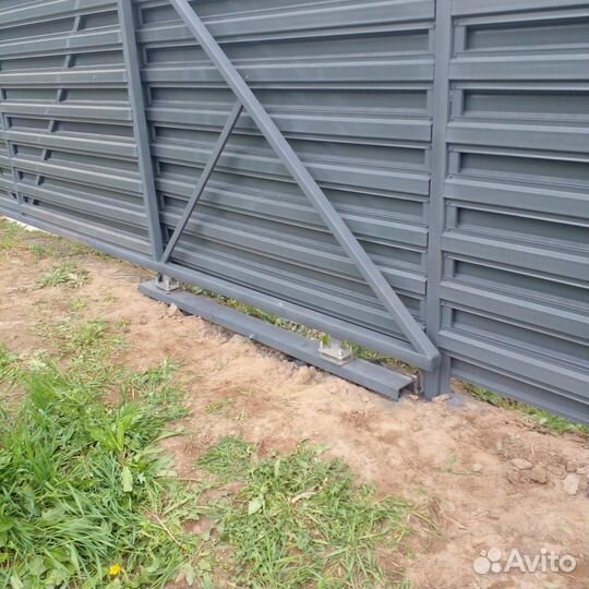 Заборы из профнастила