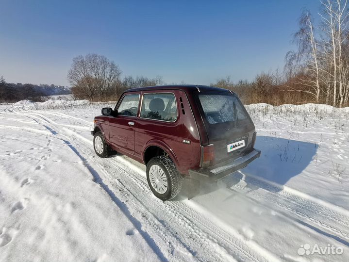 LADA 4x4 (Нива) 1.7 МТ, 2011, 180 000 км