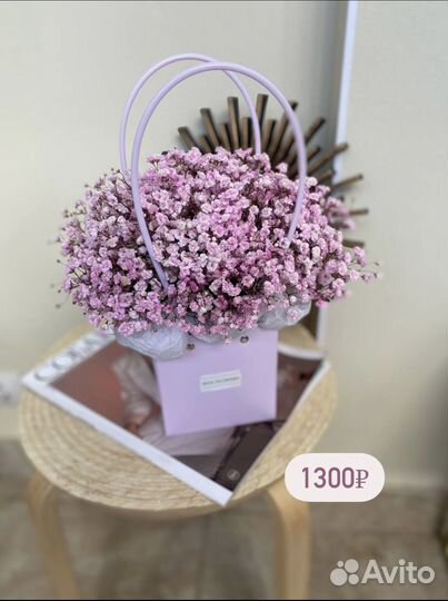 Букет цветы в коробке