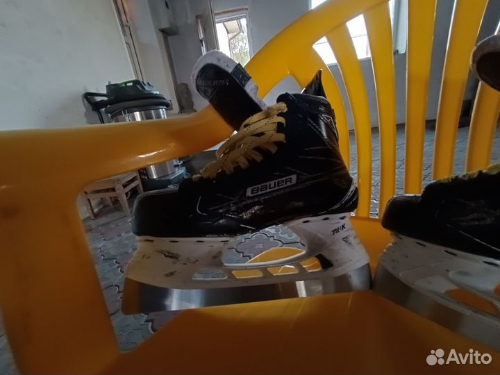 Коньки bauer supreme 1S размер 40