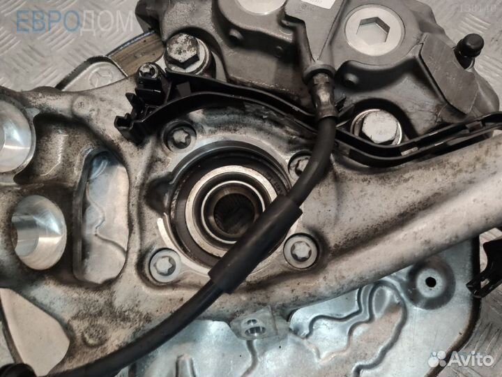 Цапфа / поворотный кулак передняя левая на mercede