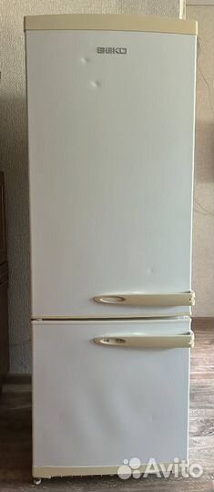 Холодильник бу beko