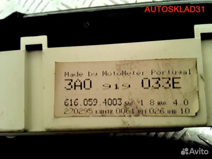 Панель приборов Фольксваген Пассат Б4 3A0919033E