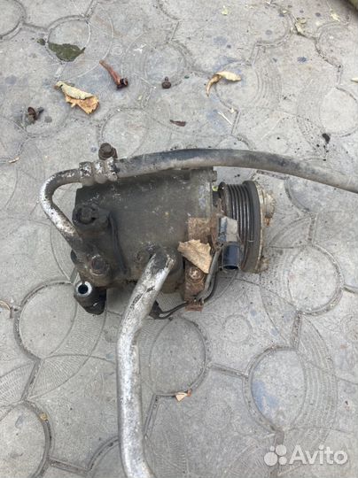 Компрессор кондиционера Митсубиси Галант