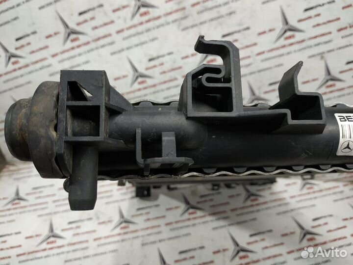 Радиатор w203 Mercedes 1.8 - 3.2