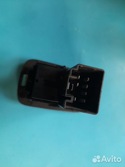 Кнопка стеклоподъемника задняя правая Ford Explore