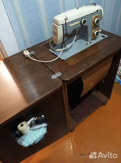 Швейная машинка бу веритас