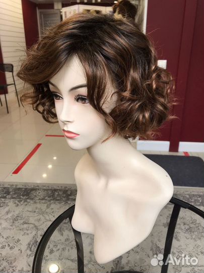 Искусственный парик Movie Star Ellen Wille