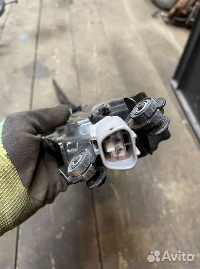 Механизм стеклоочистителя задний Toyota Prado 150