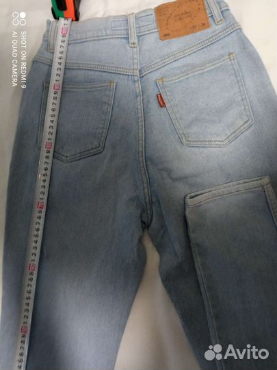 Джинсы женские