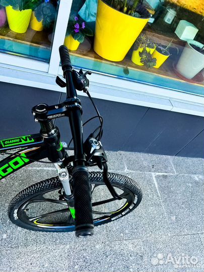 Велосипед на литых дисках