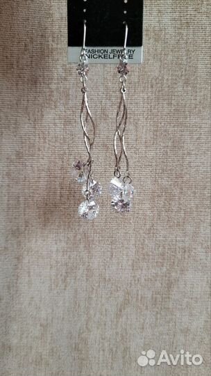 Сережки бижутерия