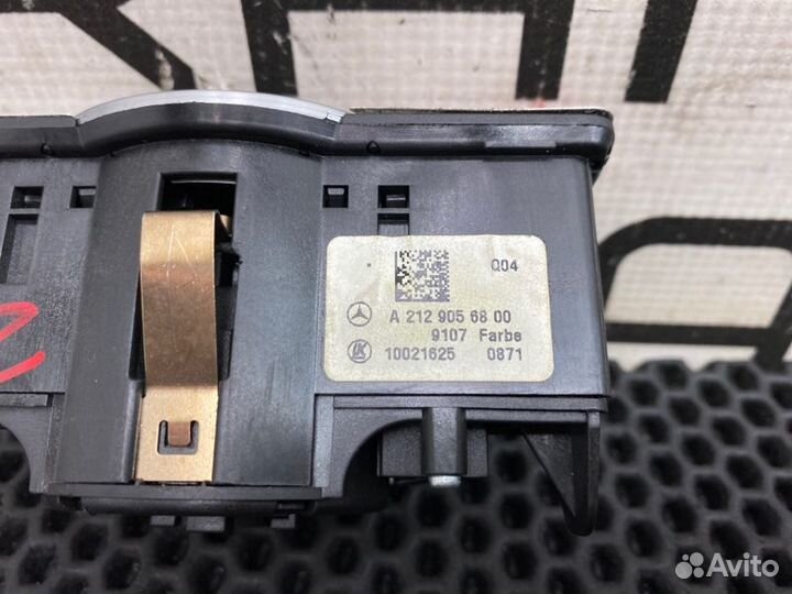 Переключатель света Mercedes-Benz C-Class W204
