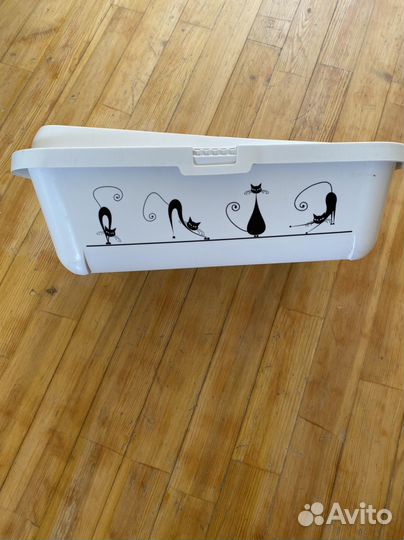 Туалет для кота и когтеточка