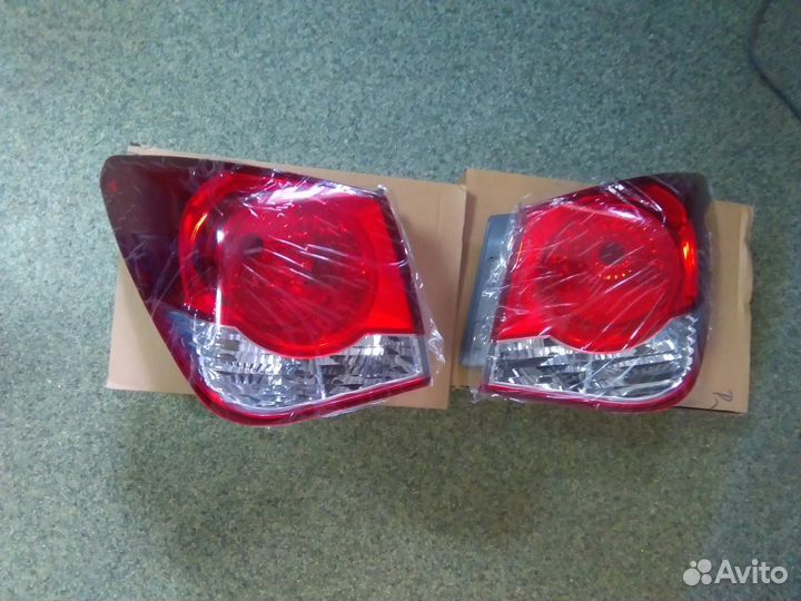 Шевроле Круз автозапчасти фонарь задний лев/правый