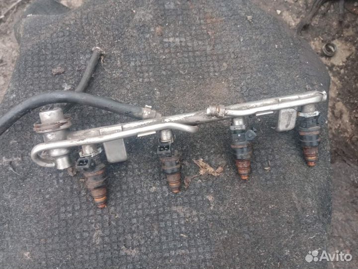 Топливная форсунка Volkswagen Passat Б5 1,8