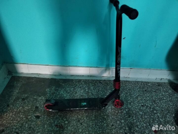 Трюковой самокат oxelo