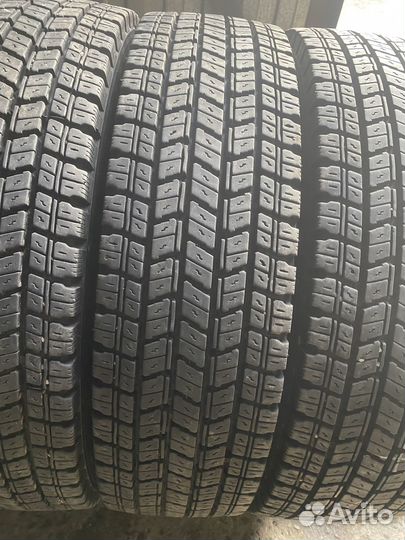 Yokohama R17.5 225-80