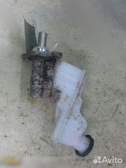 Цилиндр тормозной главный Hyundai Solaris Accent I