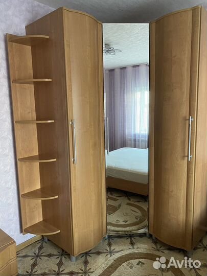 Спальный гарнитур Лером б/у