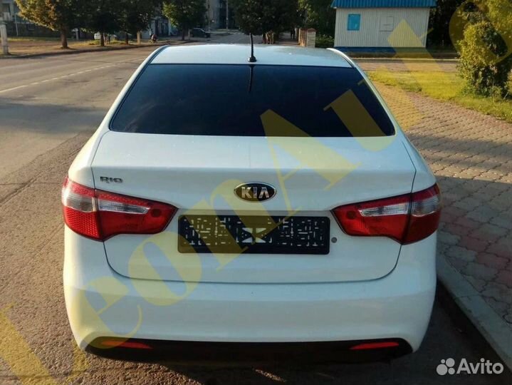 Задний бампер Kia Rio 3 2011+ Белый