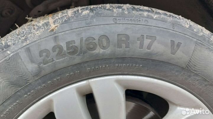 Continental ContiPremiumContact 5 225/60 R17 99V