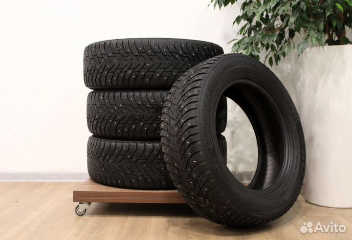 Nokian Tyres Hakkapeliitta 8 SUV 215/65 R17 103T