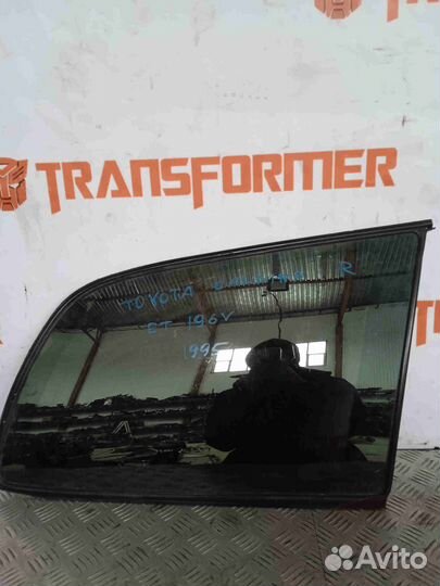 Заднее боковое стекло правое Тойота Калдина