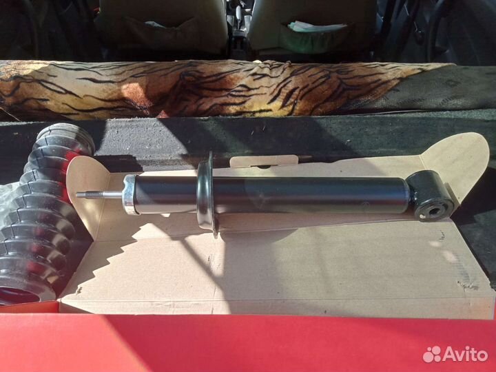 Продам стойку с пыльником