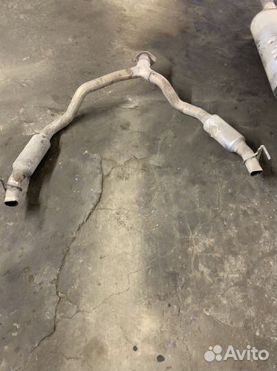 Штатная выхлоп Cadillac Escalade 2023