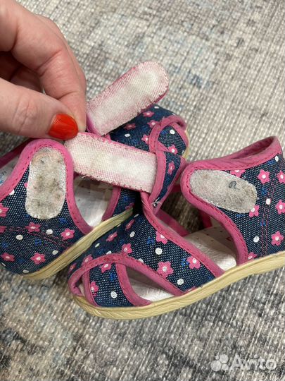 Сандалии для девочки