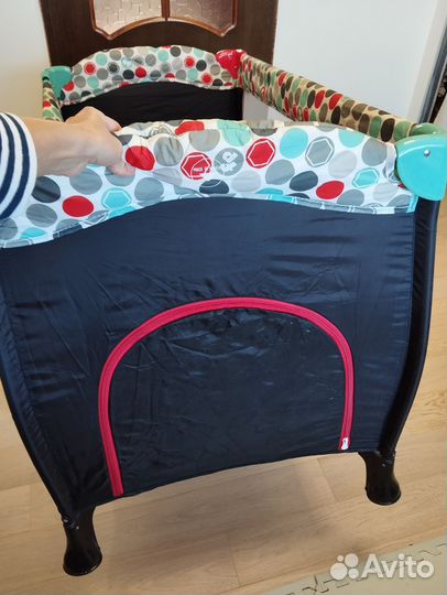 Кровать-манеж Fisher price