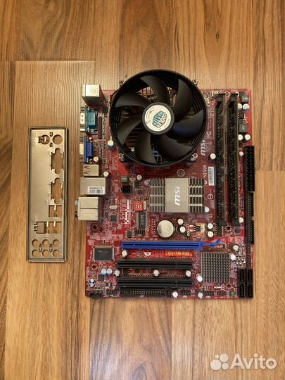 Материнская плата с процессором и памятью LGA775