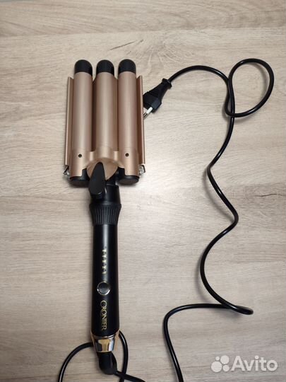 Плойка тройная для волос стайлер