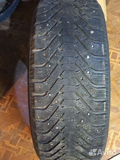 Goodyear Assurance TripleTred 235/55 R17