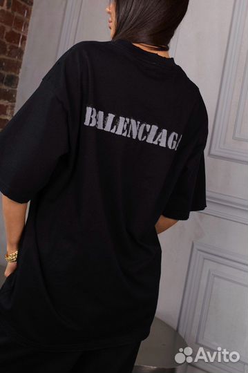 Костюм balenciaga