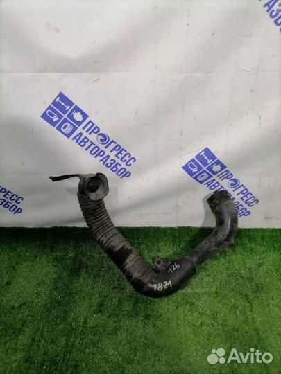 Патрубок воздушного фильтра Toyota Corolla седан