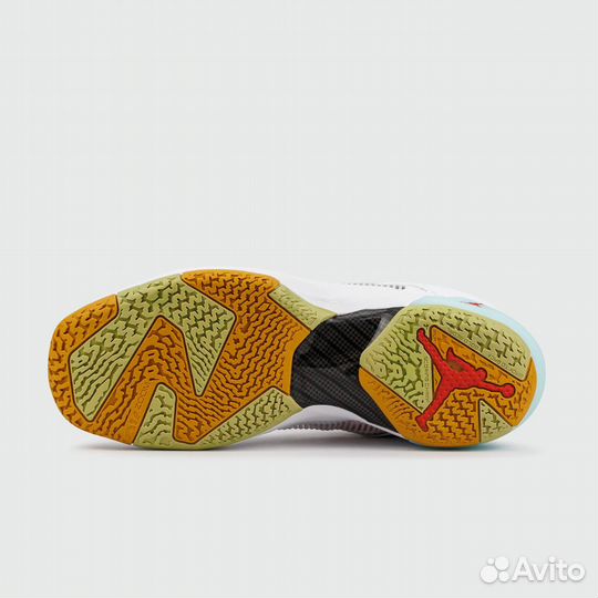 Кроссовки Air Jordan 37 Low White Gum