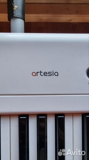 Цифровое пианино artesia