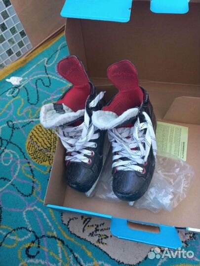 Хоккейные коньки bauer vapor