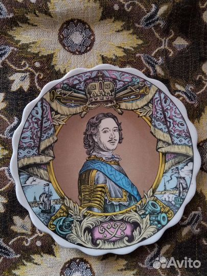 Тарелка настенная