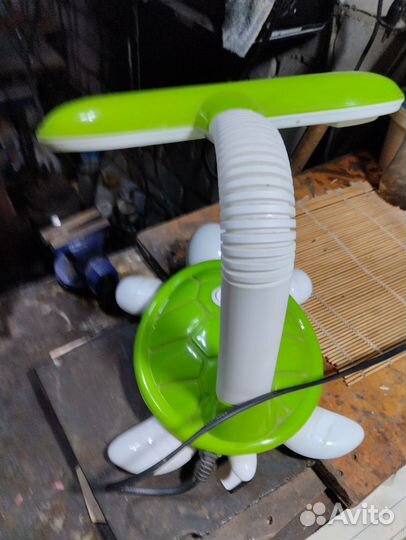 Светильник настольный