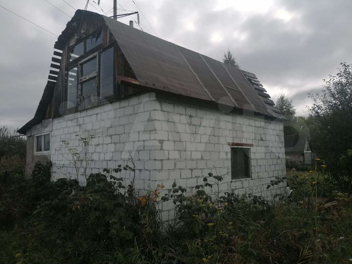 Дача 30 м² на участке 6 сот.